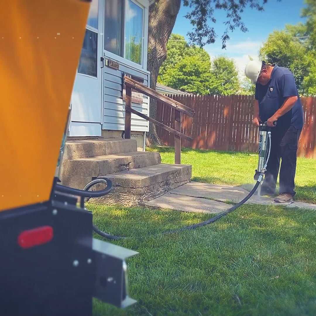 Trailer mounted Kubota Diesel Driven 90 CFM Rotary Screw Air Compressor