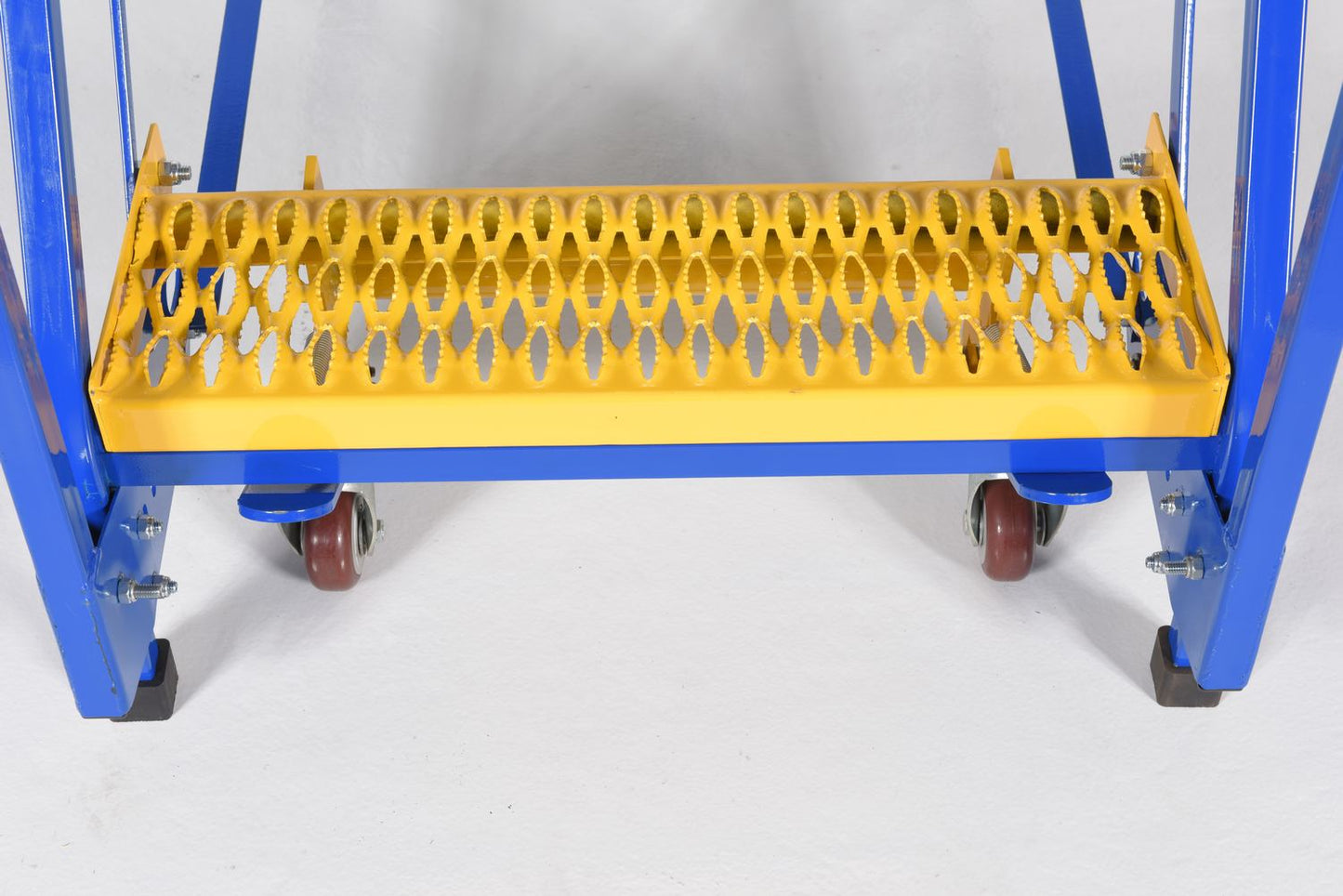 Rolling Warehouse Ladders (6-11 Step)